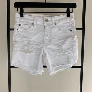 ❌SOLD❌ American Eagle | Hi-Rise Shortie Shorts | White